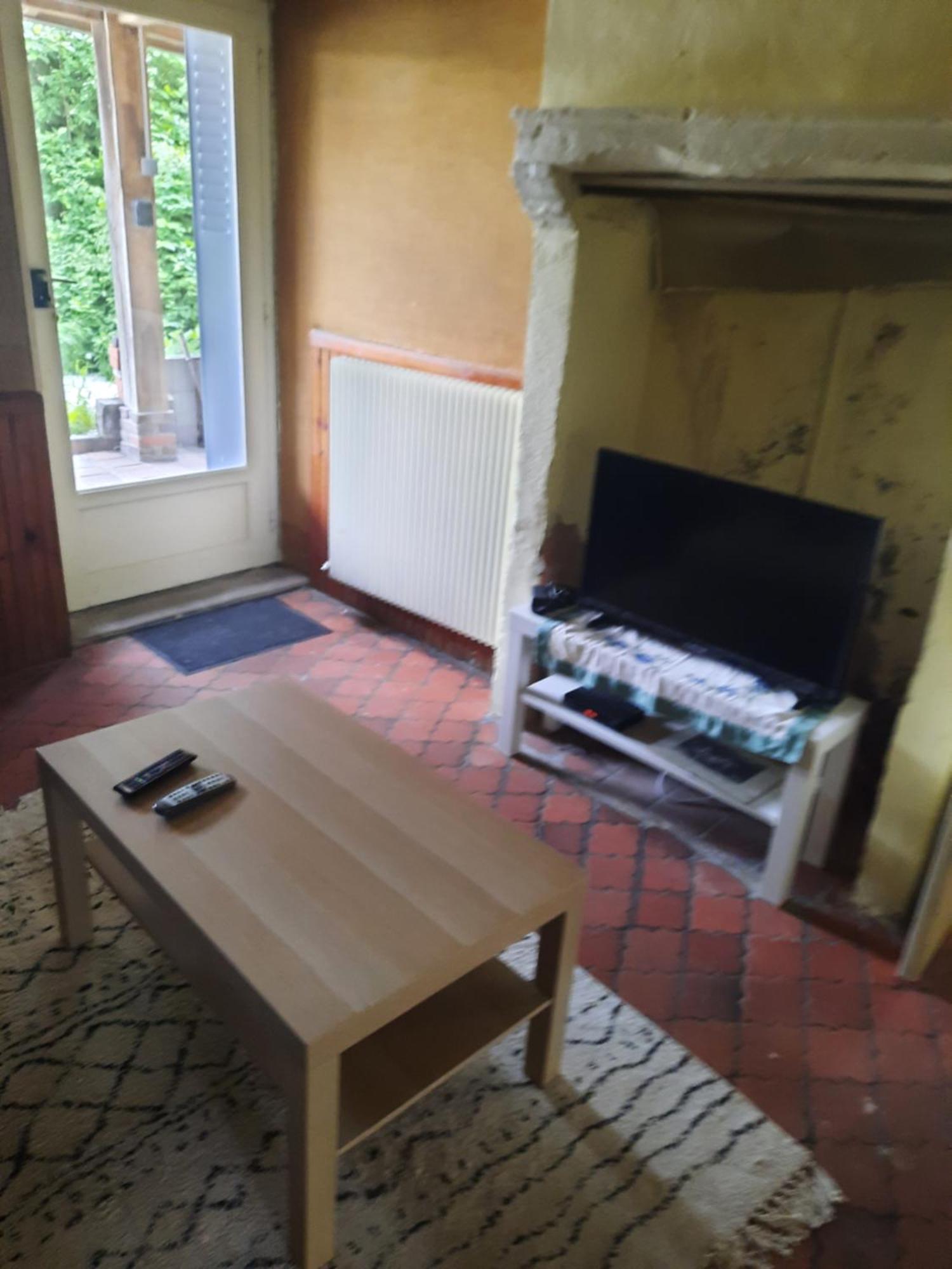 La Maison Ancienne Auvergnate A Orleat